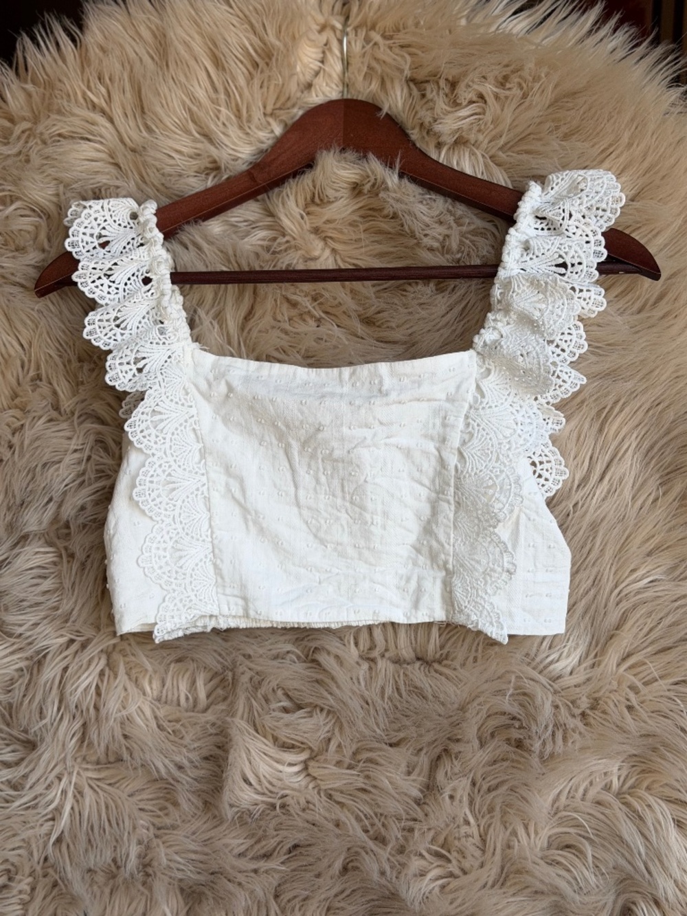 Fashion Nova • Eyelet Crop Top • S • White